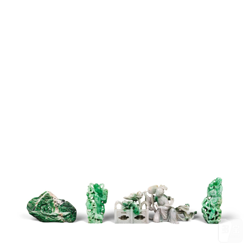 二十世紀 翠玉雕人物三件 暗綠玉山水人物山子一件 | THREE APPLE-GREEN AND WHITE JADEITE FIGURAL GROUPS, TOGETHER WITH A CHLOROMELANITE BOULDER - 图1